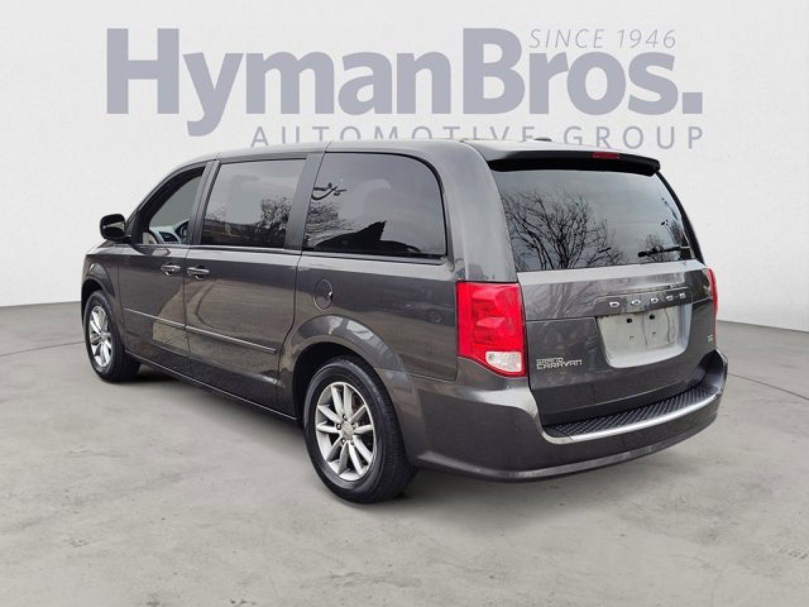 Used 2016 Dodge Grand Caravan SE image 5