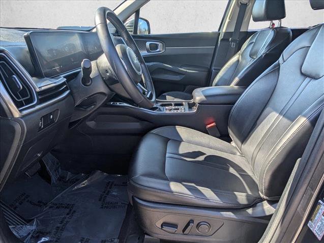 Used 2024 Kia Sorento S image 13