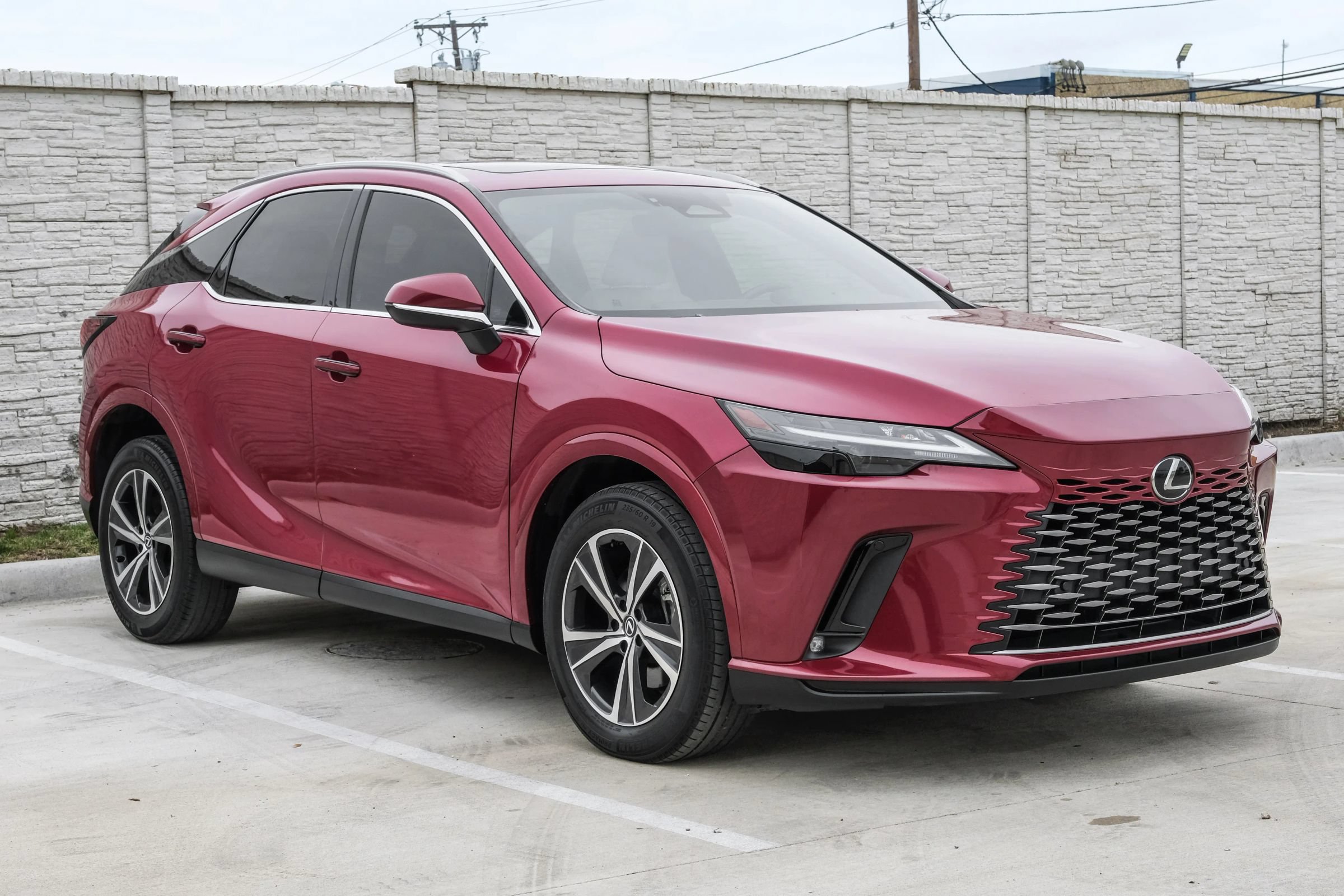 Used 2023 Lexus RX 350 Premium w/ Accessory Package FWD image 8