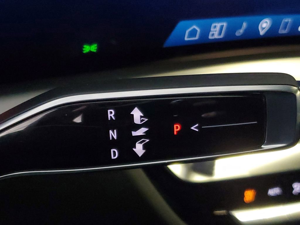 New 2026 Cadillac Lyriq Sport image 25