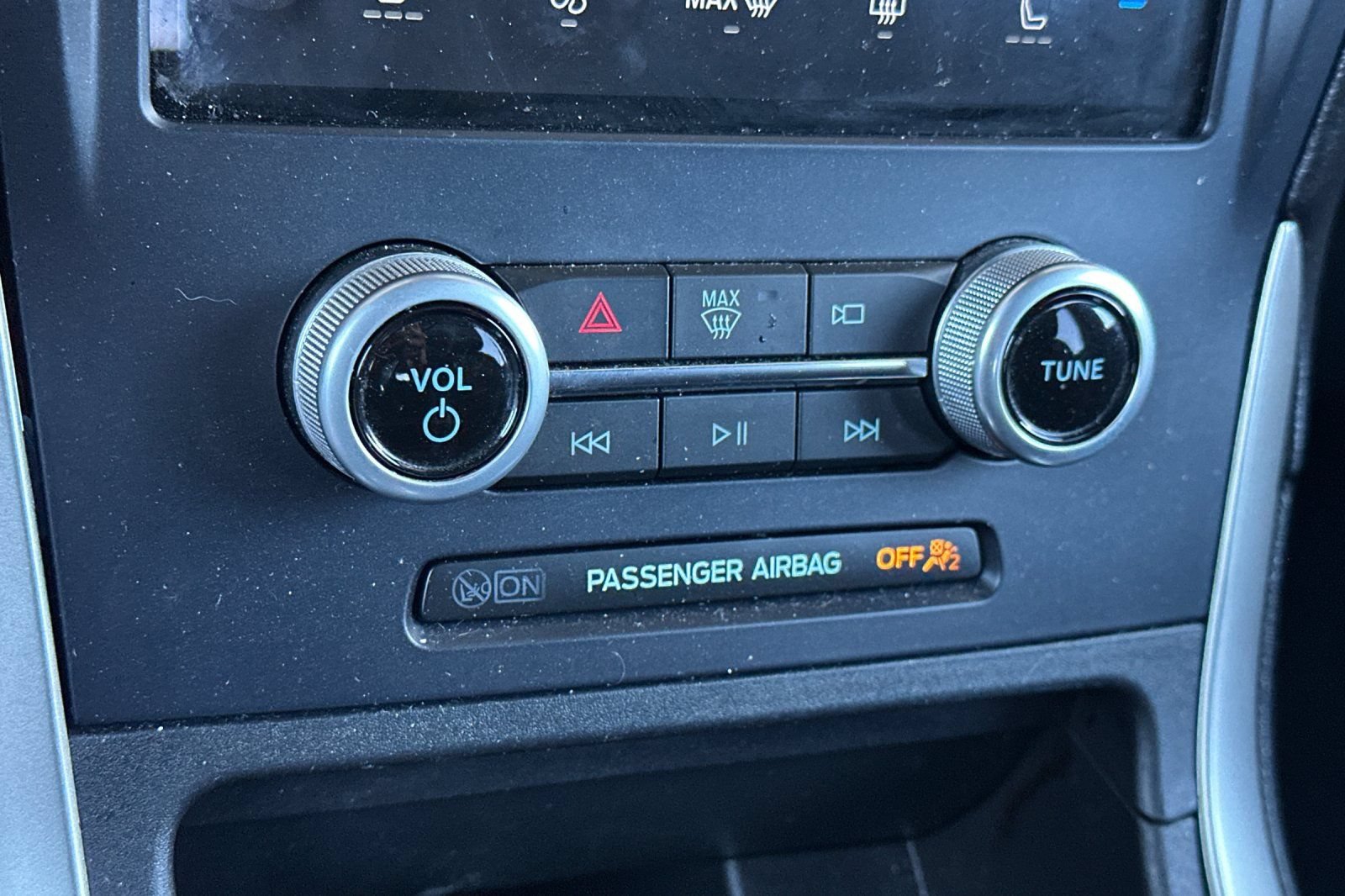 Used 2023 Ford Edge ST-Line AWD/4WD image 19