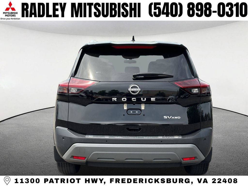 Used 2023 Nissan Rogue SV w/ SV Premium Package AWD/4WD image 19