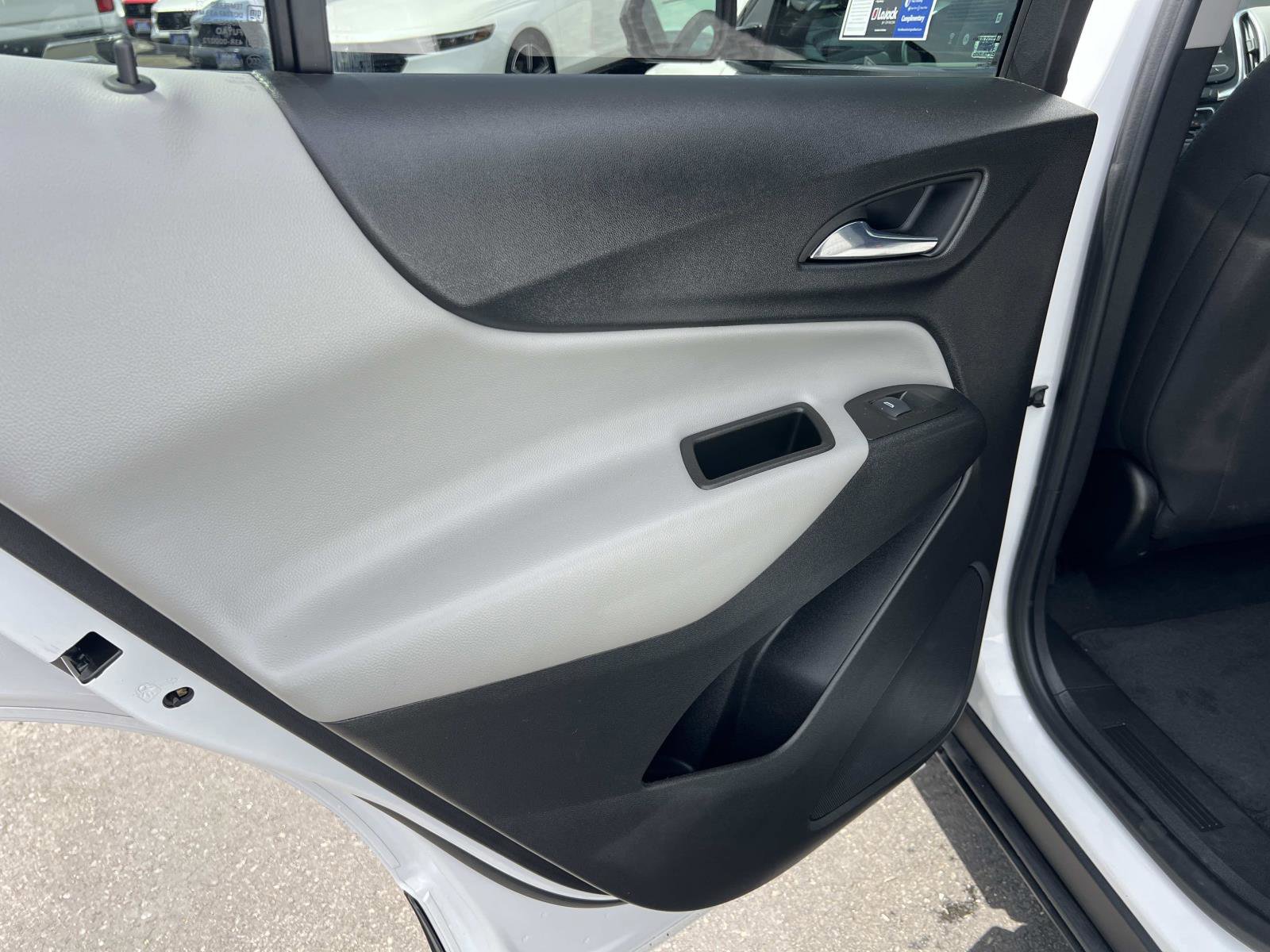 Used 2023 Chevrolet Equinox LS w/ LS Convenience Package FWD image 20