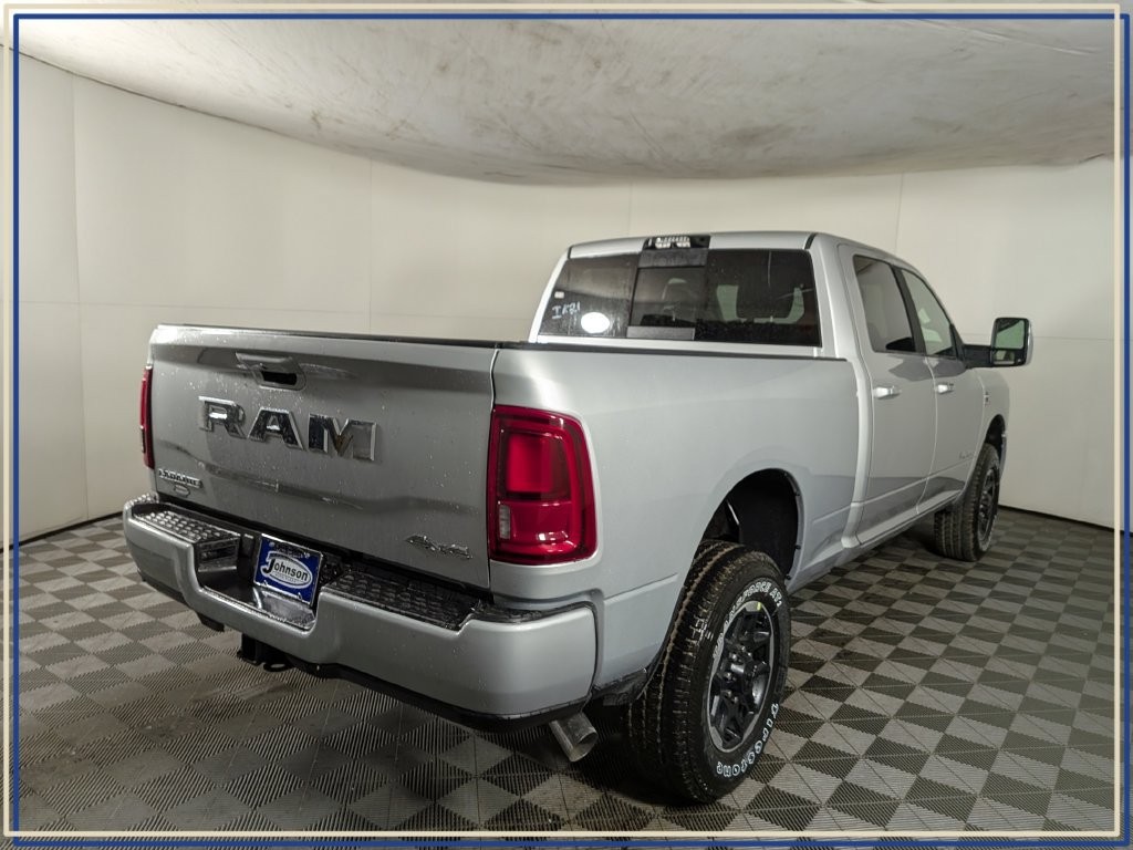 New 2026 RAM 2500 Laramie AWD/4WD image 7