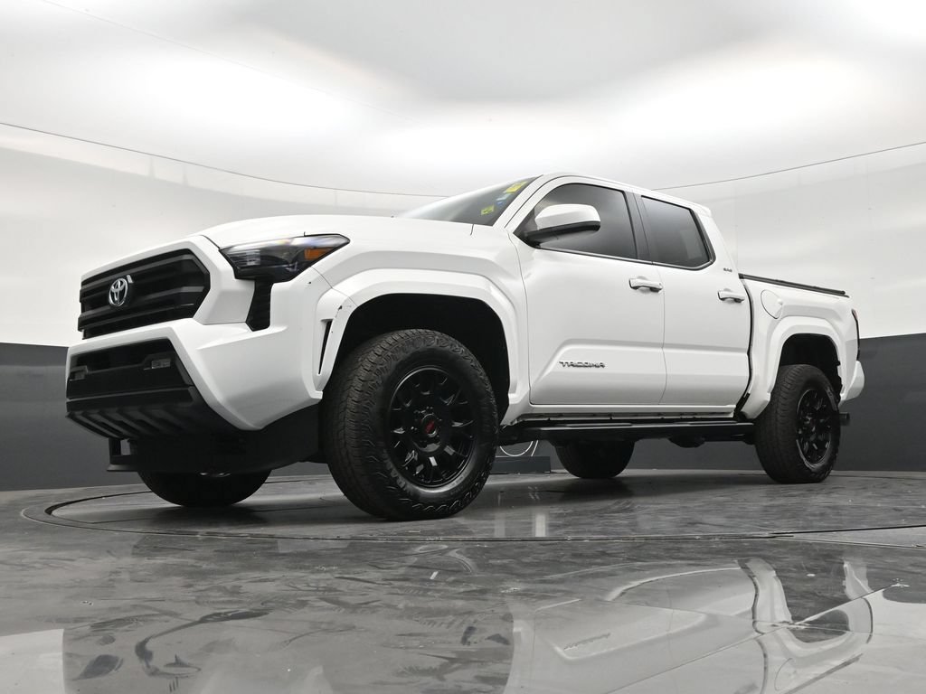 Used 2026 Toyota Tacoma SR5 RWD image 20