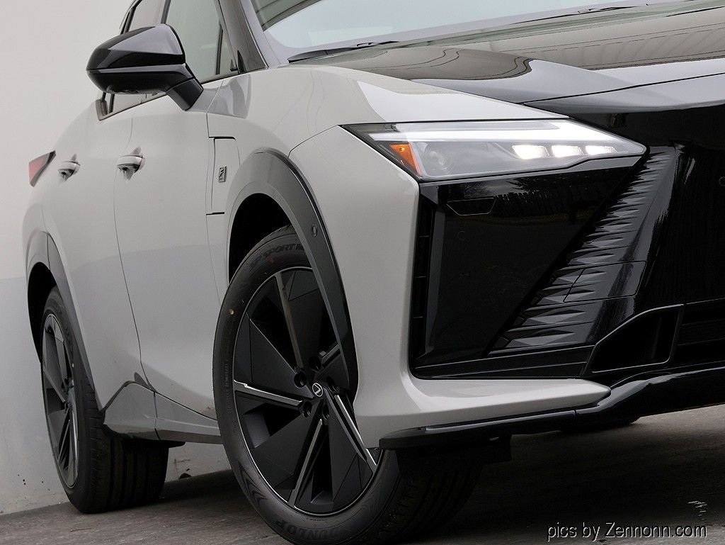 New 2026 Lexus RZ 450e AWD w/ Luxury Package image 4
