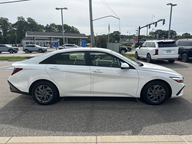 Certified 2024 Hyundai Elantra SEL image 5