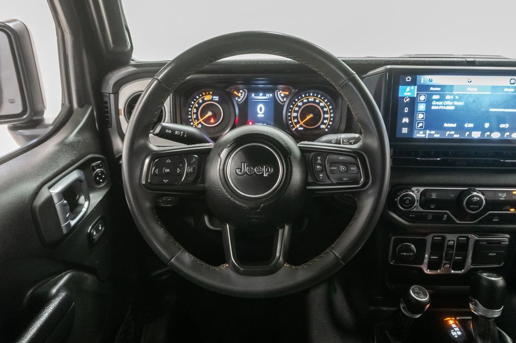 Used 2024 Jeep Wrangler Unlimited Sport AWD/4WD image 13