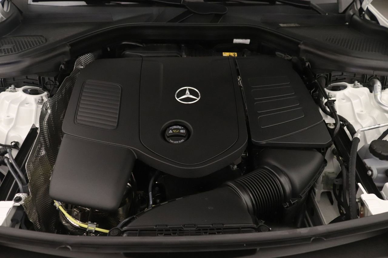 New 2026 Mercedes-Benz GLC 300 GLC 300 image 11