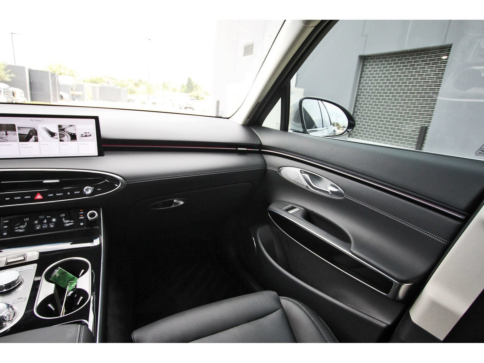 Used 2026 Genesis GV70 2.5T AWD/4WD image 12