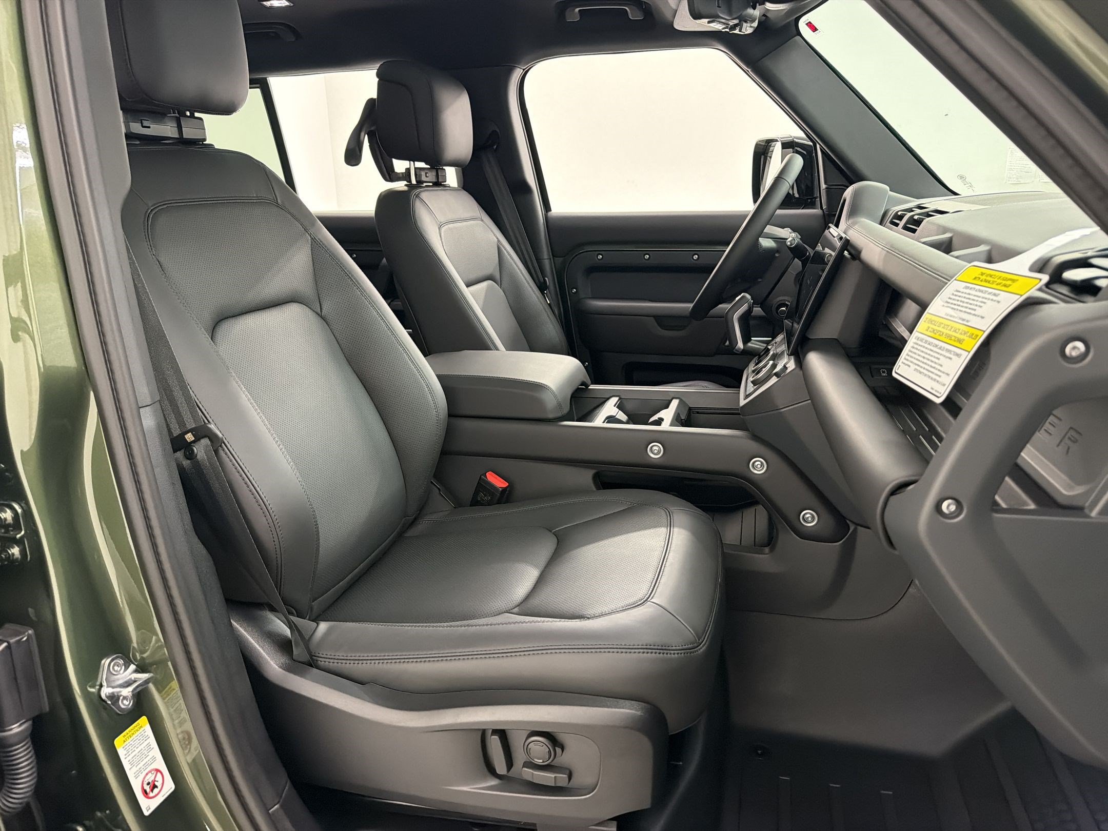 New 2026 Land Rover Defender 110 S AWD/4WD image 25