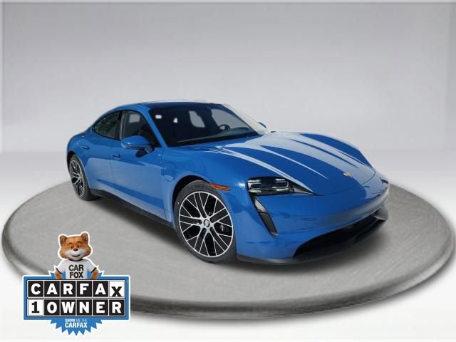 Used 2022 Porsche Taycan image 2