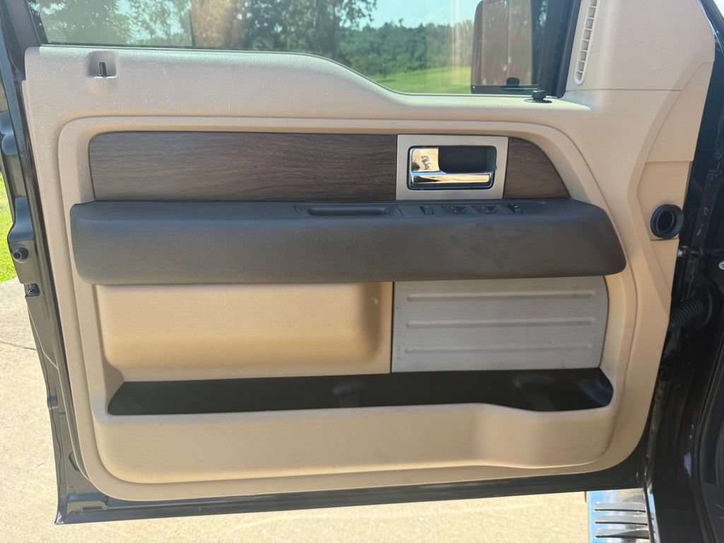 Used 2014 Ford F150 Lariat w/ Equipment Group 501A Mid AWD/4WD image 26