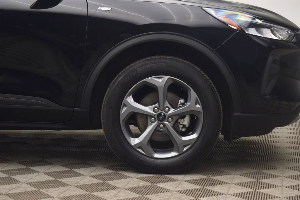 Used 2025 Ford Escape ST-Line AWD/4WD image 28