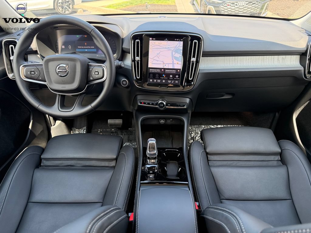 Used 2026 Volvo XC40 B5 Plus w/ Protection Package Premier AWD/4WD image 2