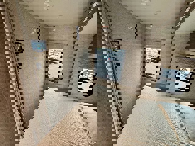 Used 2022 Mercedes-Benz Sprinter 3500 image 35