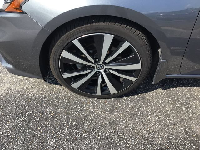 Used 2020 Nissan Altima 2.5 SR FWD image 17