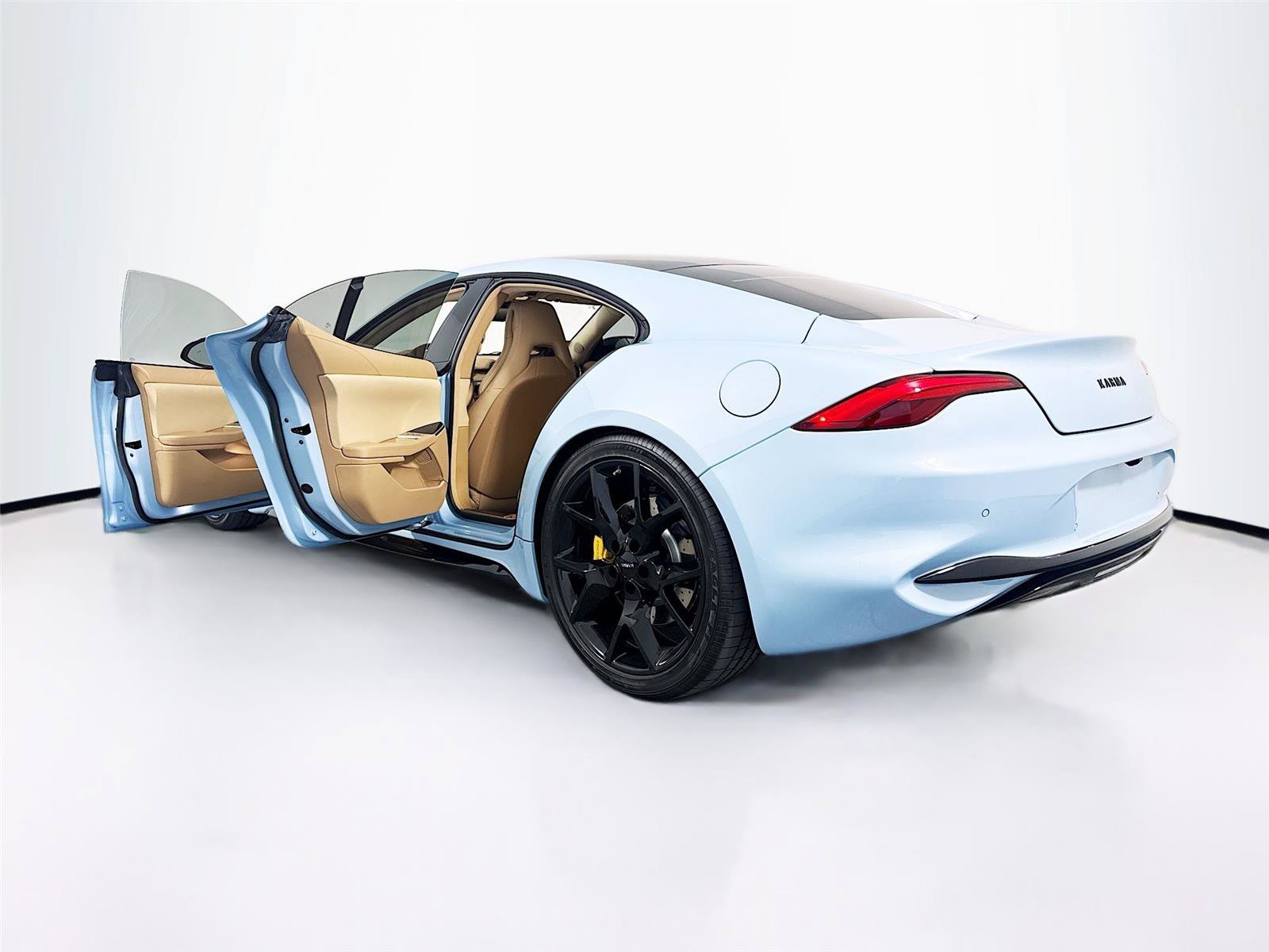 New 2025 Karma Revero Luxury RWD image 41