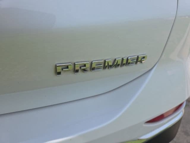 Used 2019 Chevrolet Equinox Premier image 13