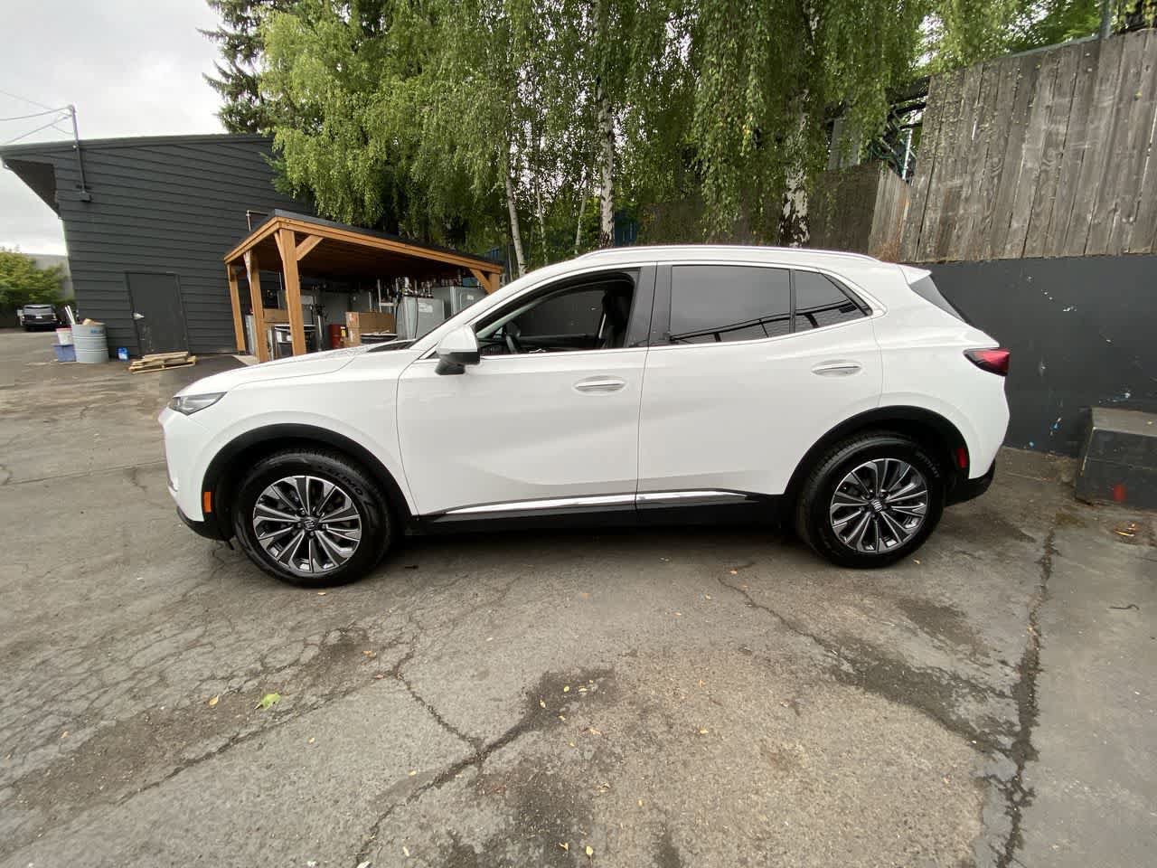 Used 2024 Buick Envision Preferred AWD/4WD image 3