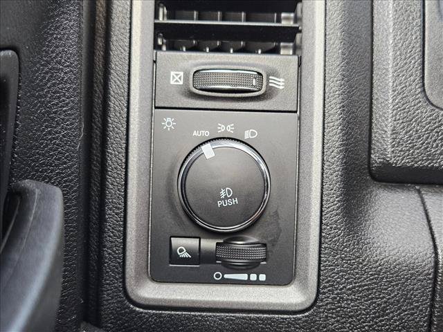 Used 2021 RAM 1500 Express w/ Wheel & Sound Group AWD/4WD image 12