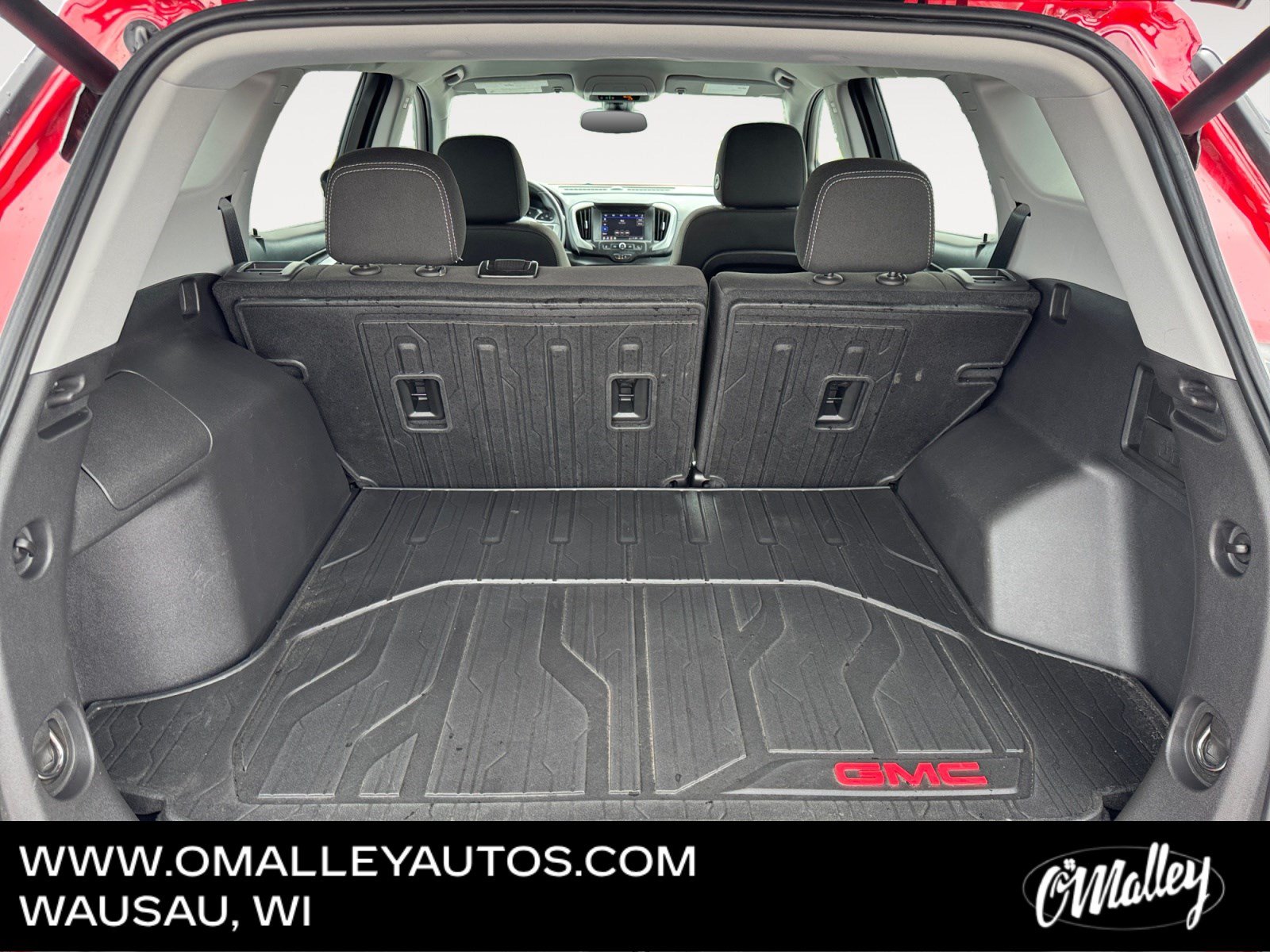 Used 2024 GMC Terrain SLE w/ Driver Convenience Package AWD/4WD image 12