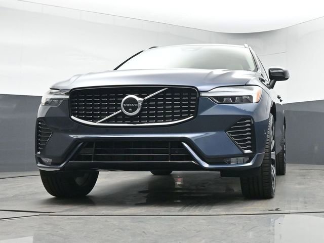Used 2023 Volvo XC60 B5 Ultimate w/ Protection Package Premier FWD image 37