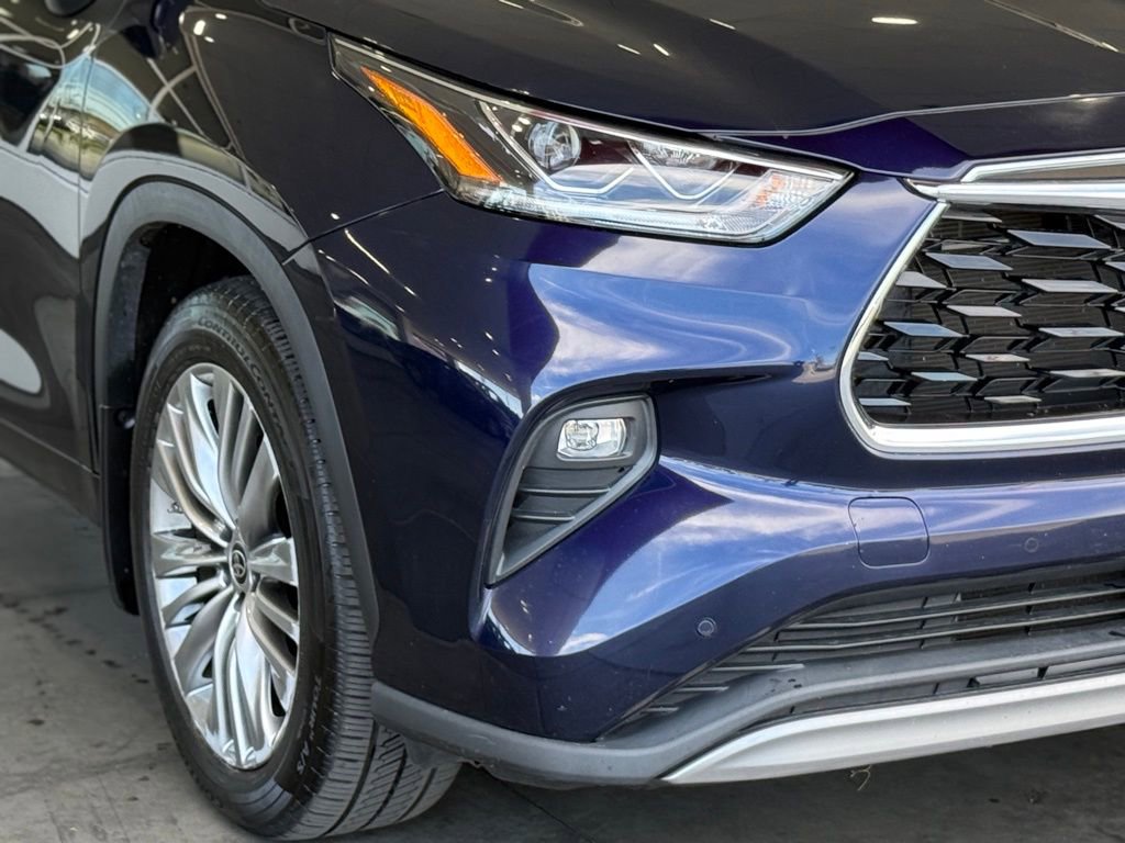 Used 2022 Toyota Highlander Platinum AWD/4WD image 8