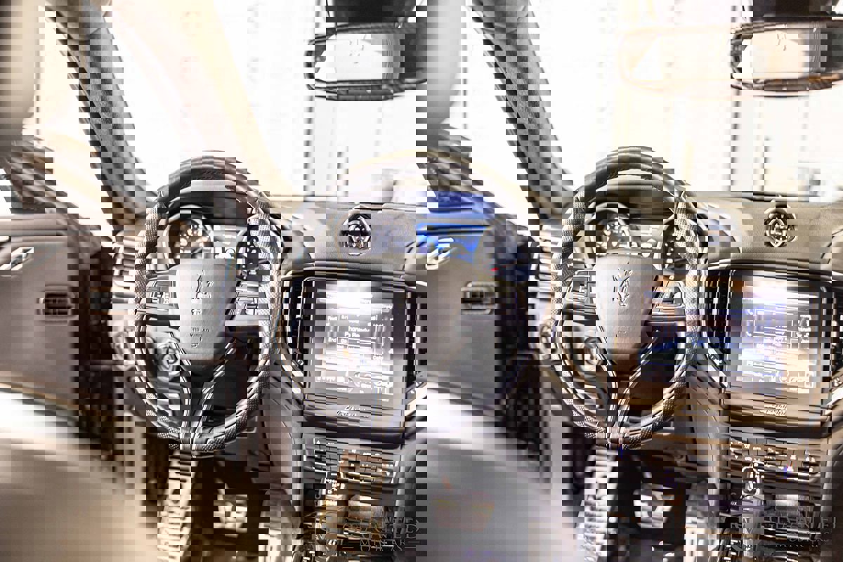 Used 2020 Maserati Ghibli image 35