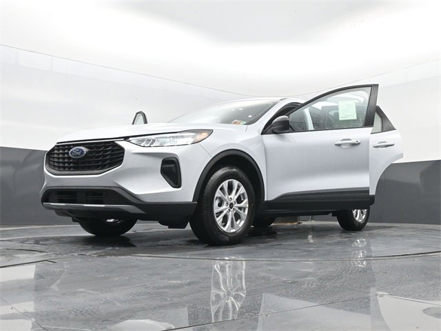 New 2026 Ford Escape Active w/ Cold Weather Package image 32