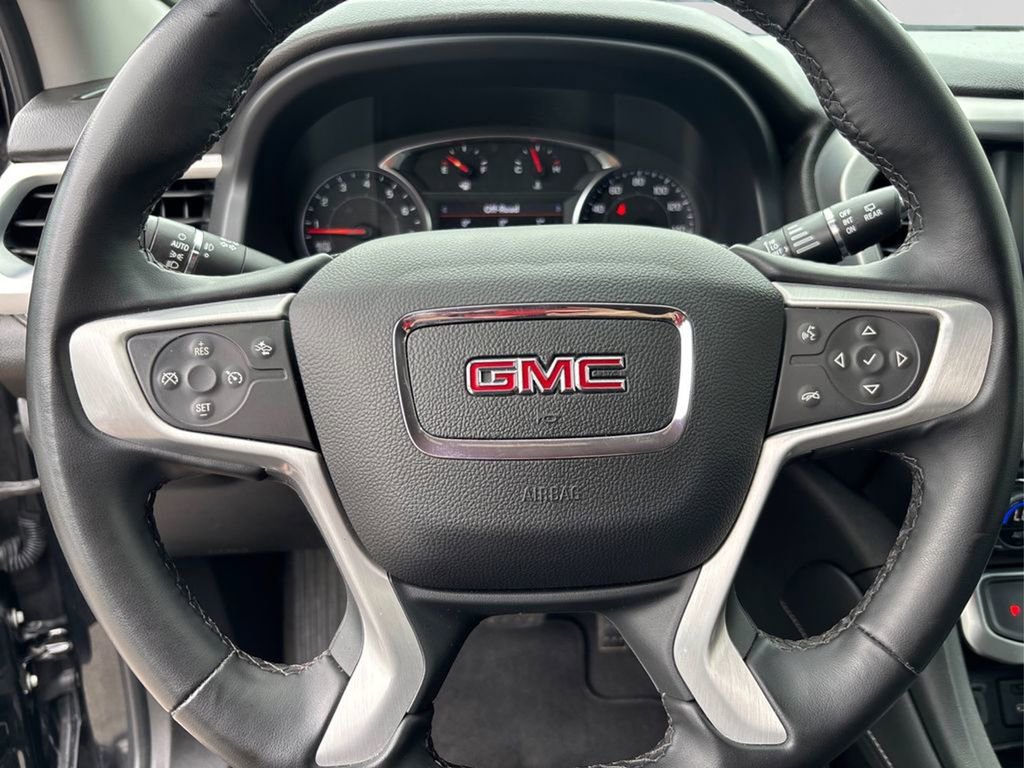 Used 2023 GMC Acadia SLT image 26