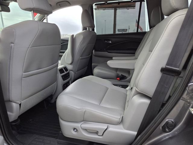Used 2017 Honda Pilot Elite image 5