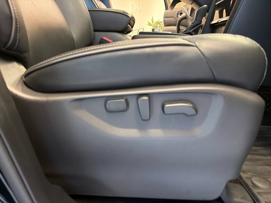 Used 2022 INFINITI QX80 Luxe w/ All-Season Package RWD image 60