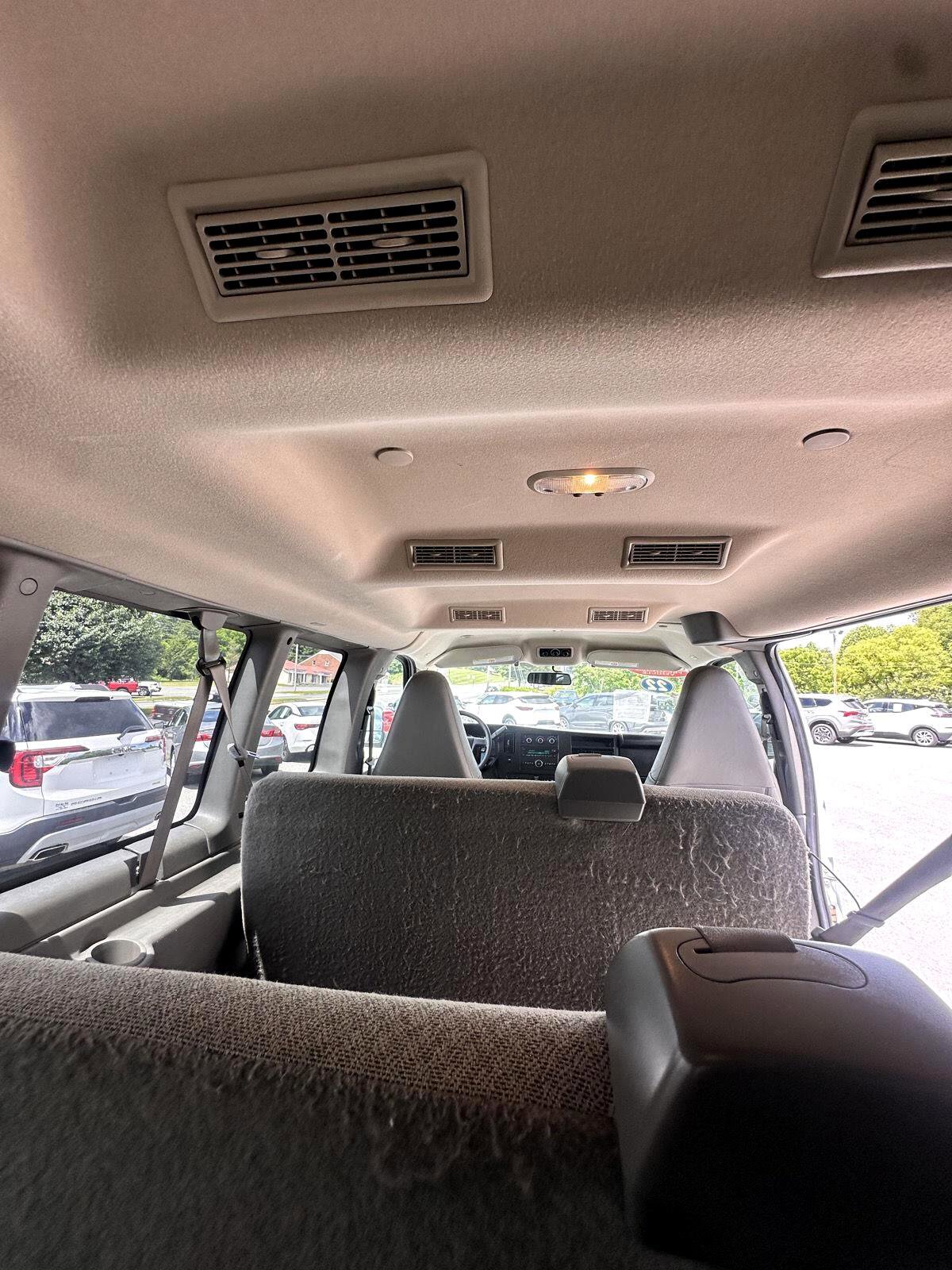 Used 2022 Chevrolet Express 3500 LS image 26