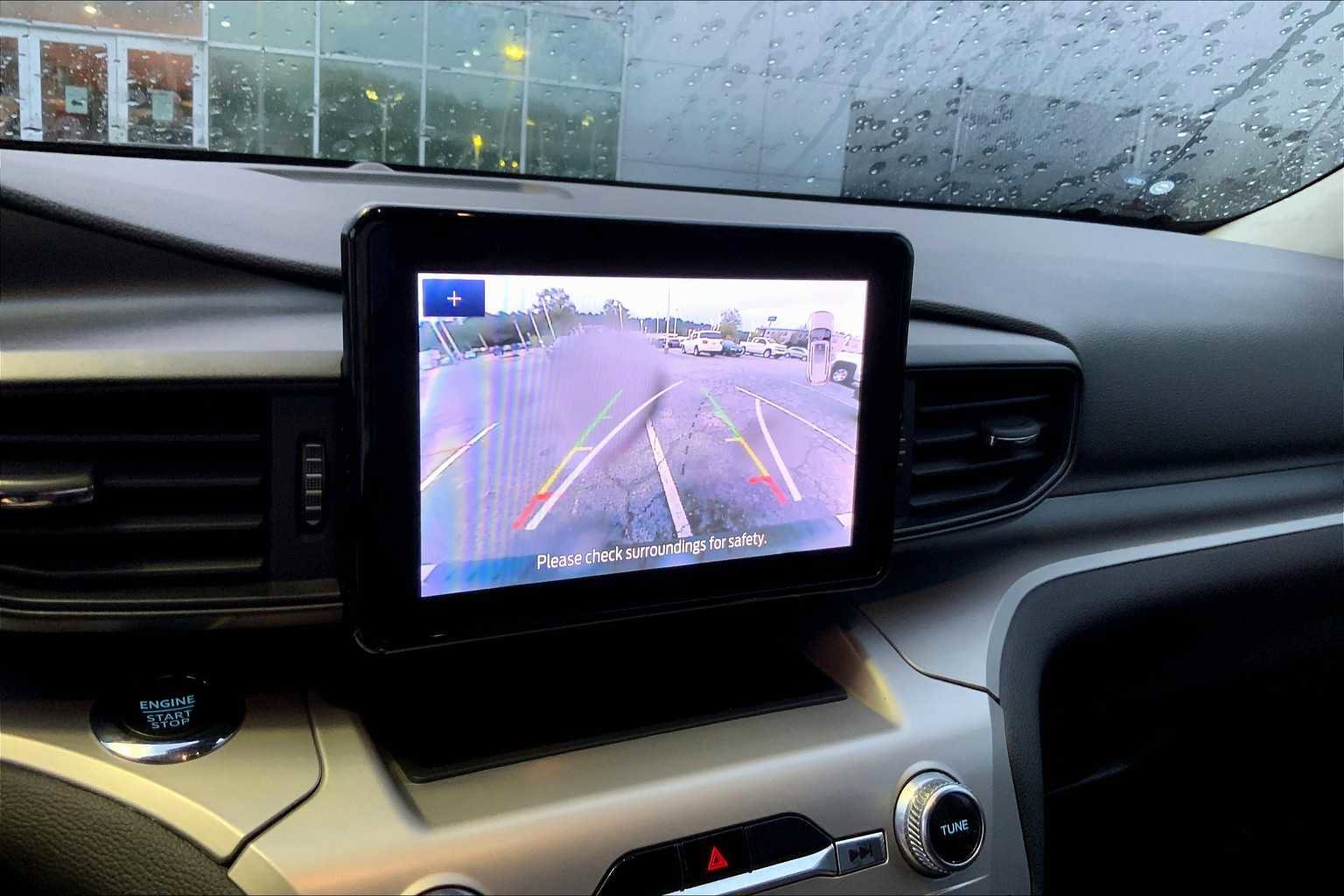 Used 2022 Ford Explorer XLT image 53