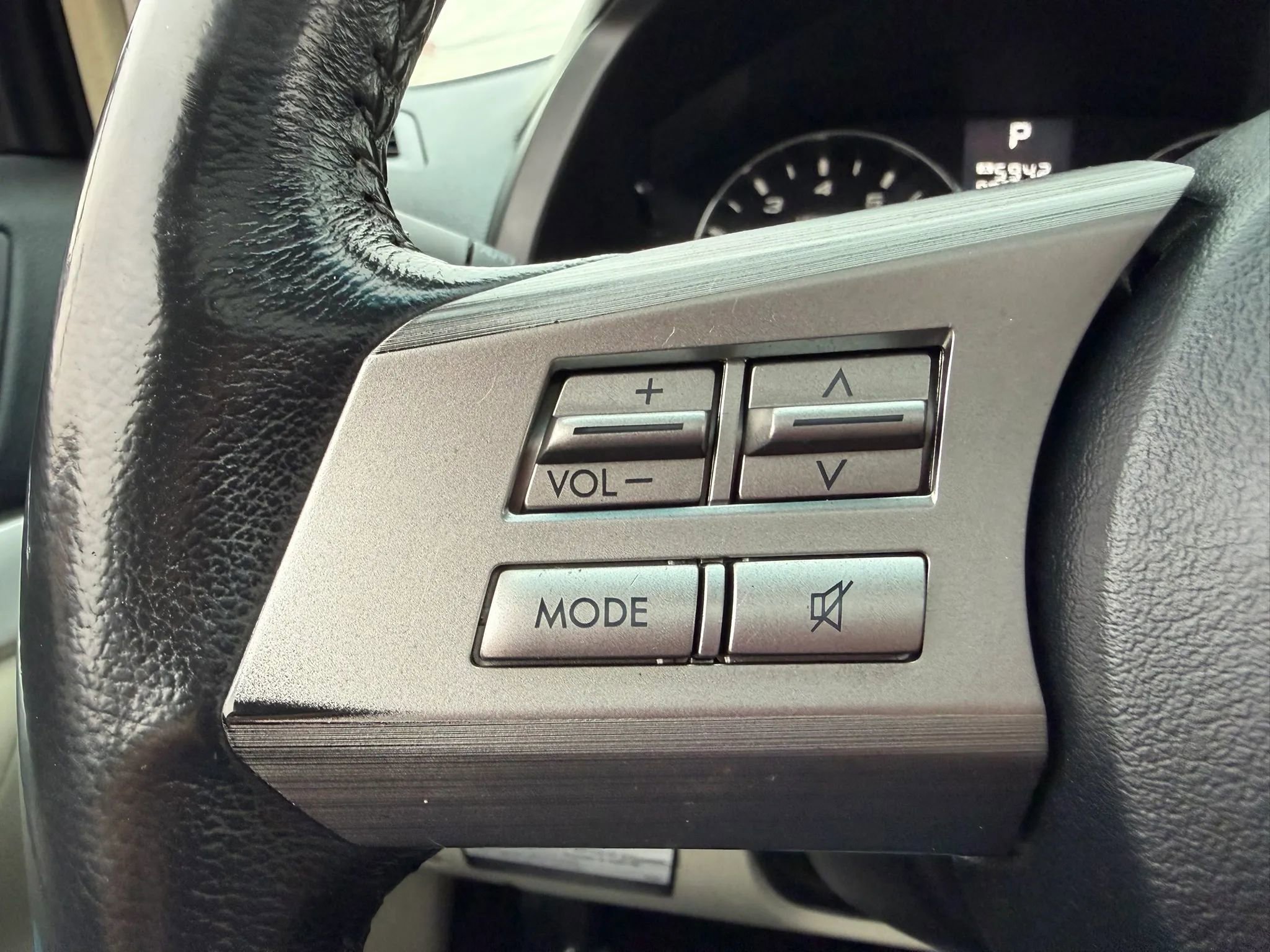 Used 2010 Subaru Outback 2.5i Premium image 32