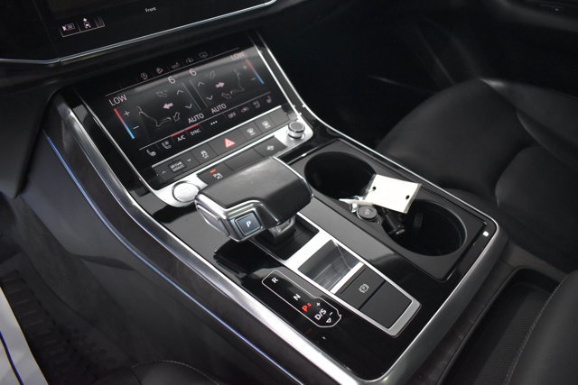 Used 2020 Audi Q8 Premium Plus w/ Premium Plus Package AWD/4WD image 14
