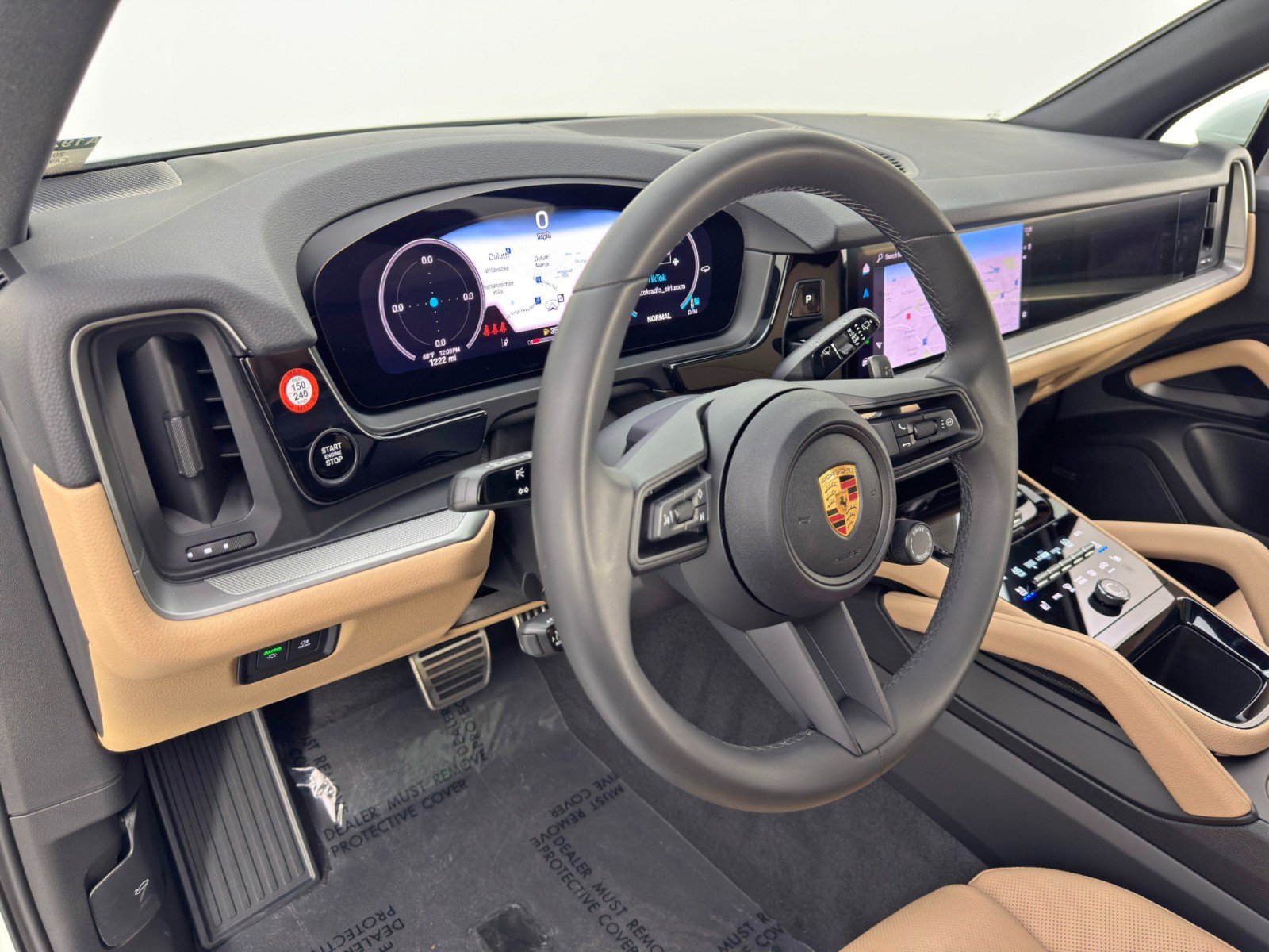 Used 2025 Porsche Cayenne S w/ Premium Package Plus image 14