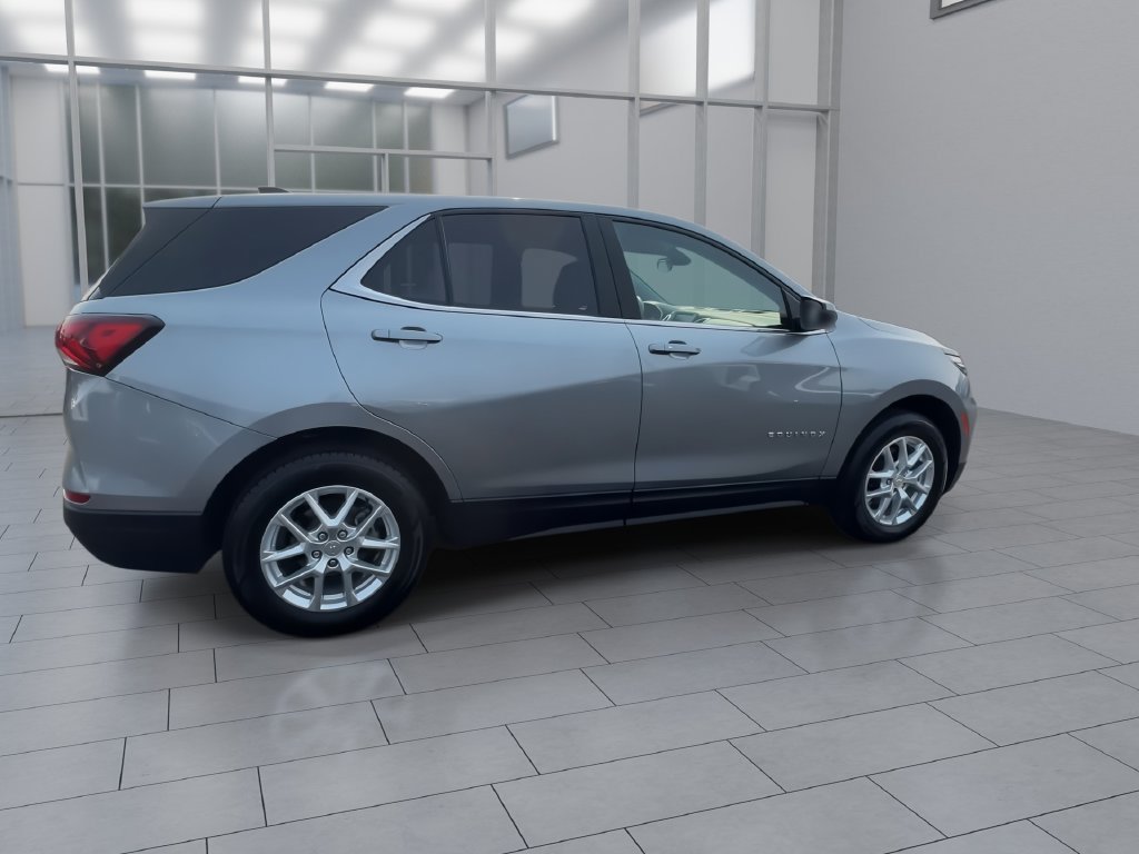 Used 2023 Chevrolet Equinox LT AWD/4WD image 8