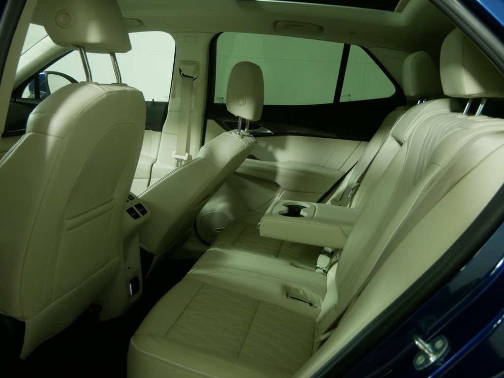Used 2023 Buick Envision Avenir AWD/4WD image 19
