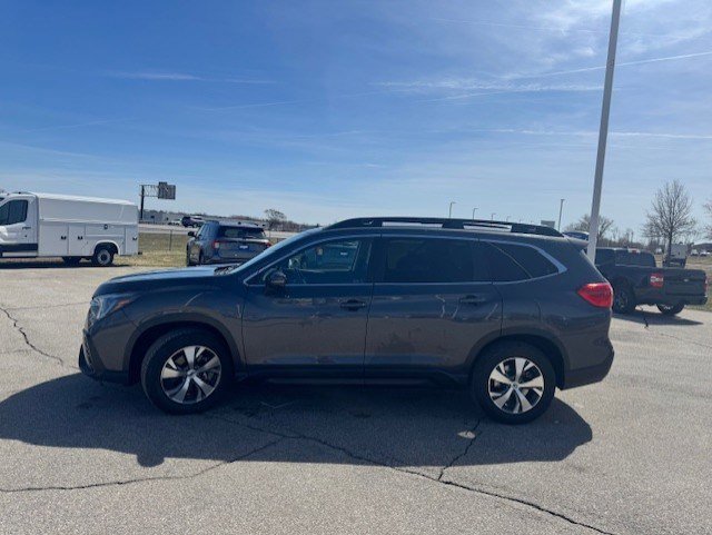 Used 2023 Subaru Ascent Premium w/ Convenience Package image 6