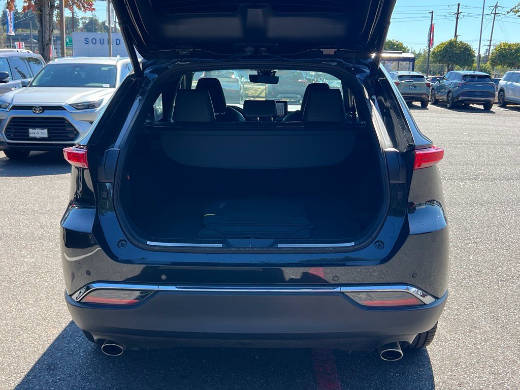 Used 2022 Toyota Venza Limited AWD/4WD image 12