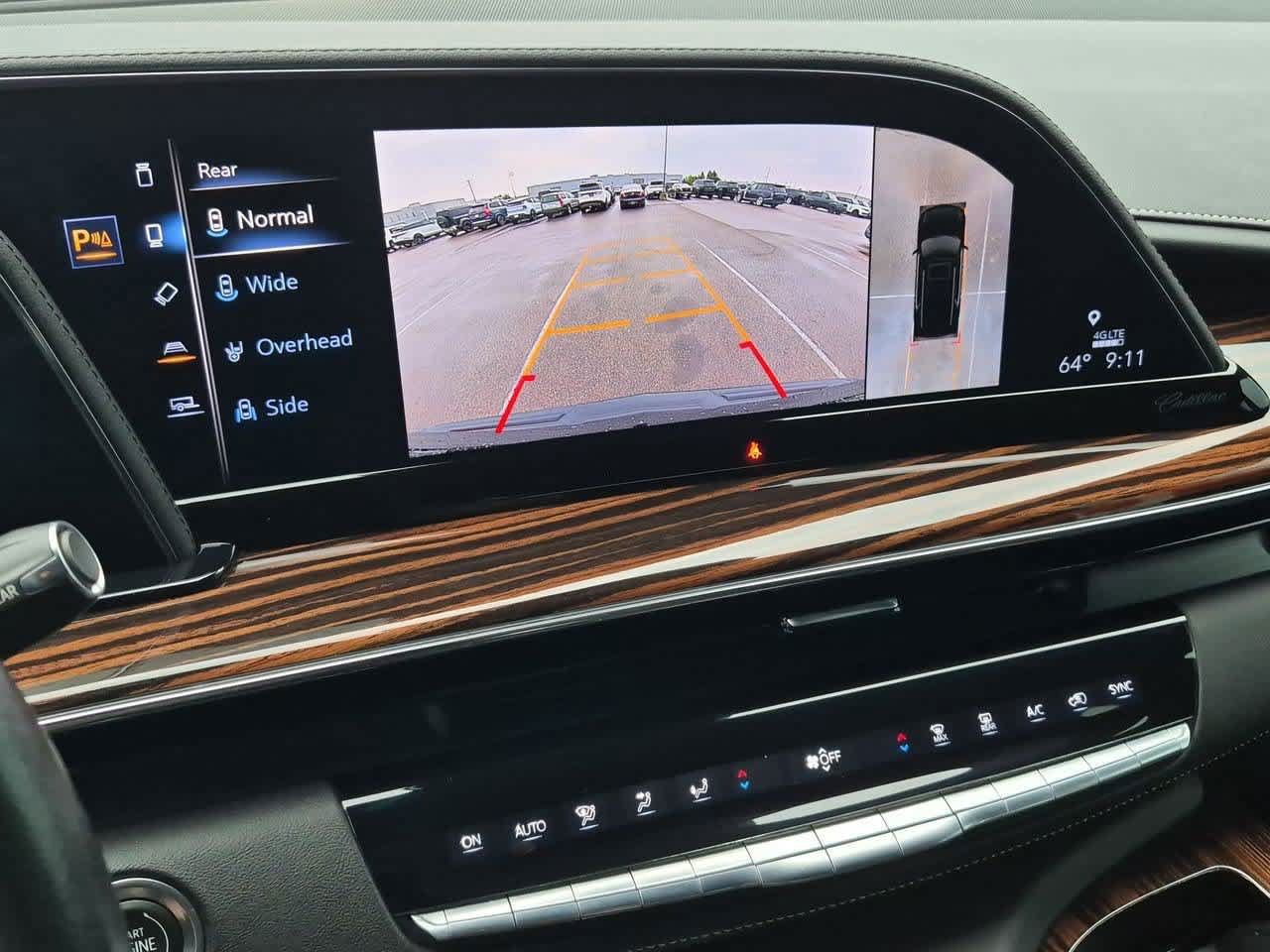 Used 2022 Cadillac Escalade Luxury AWD/4WD image 31