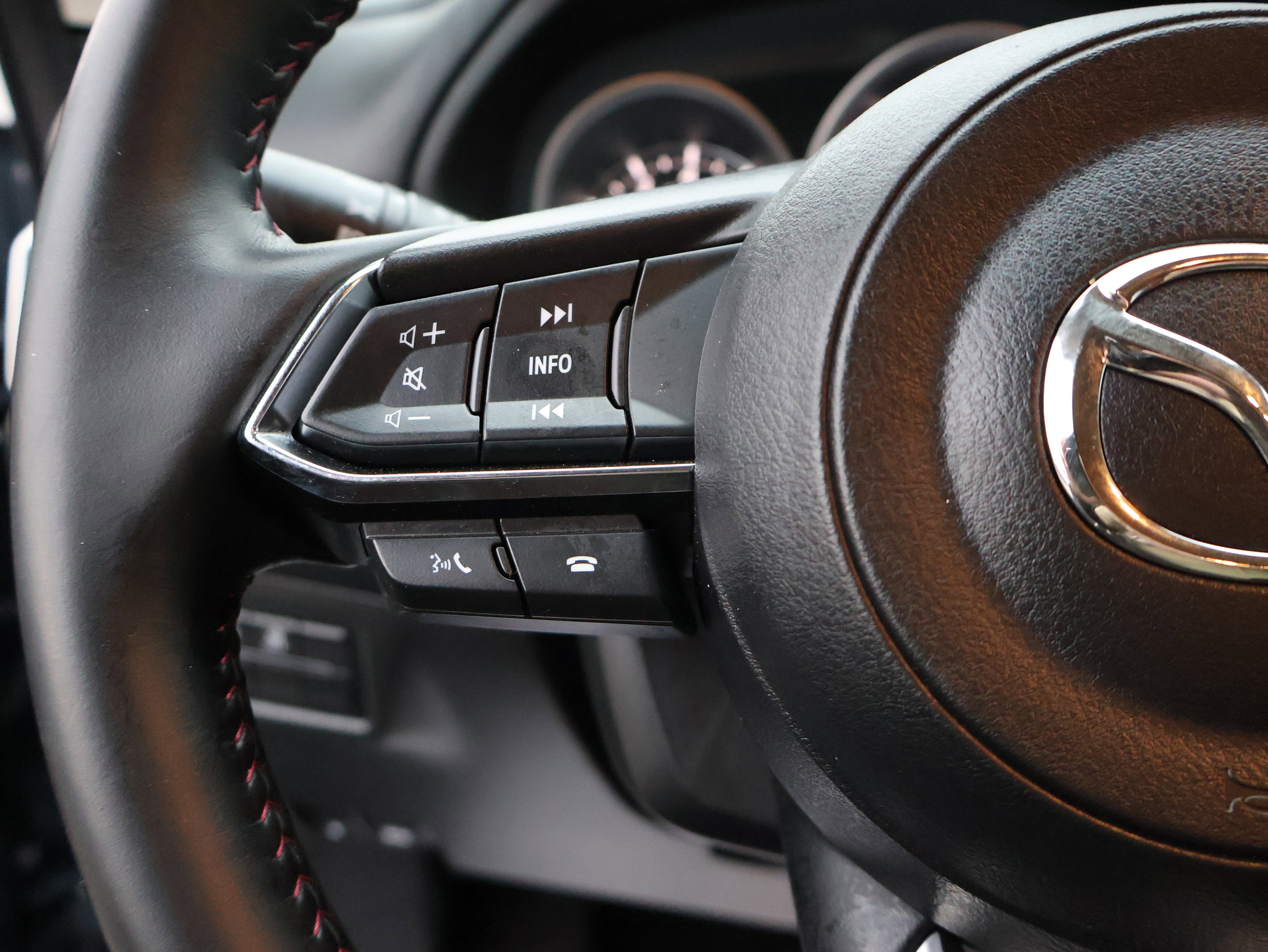 Certified 2023 MAZDA CX-5 Carbon Edition image 35