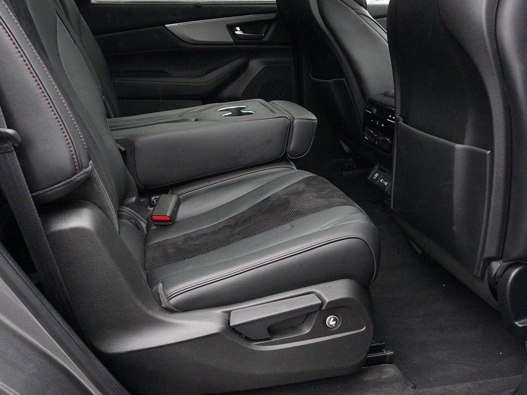 Used 2023 Acura MDX A-Spec image 35