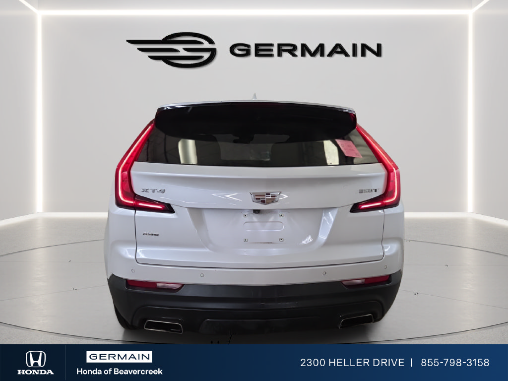 Used 2022 Cadillac XT4 Luxury w/ Cold Weather Package AWD/4WD image 4