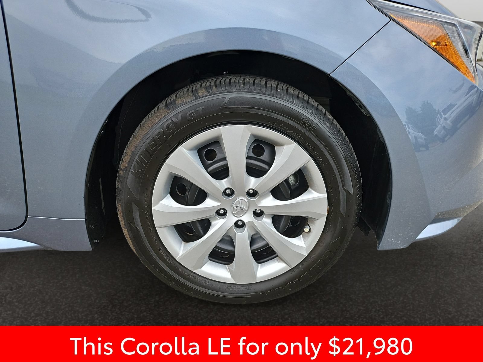 Used 2023 Toyota Corolla LE FWD image 41