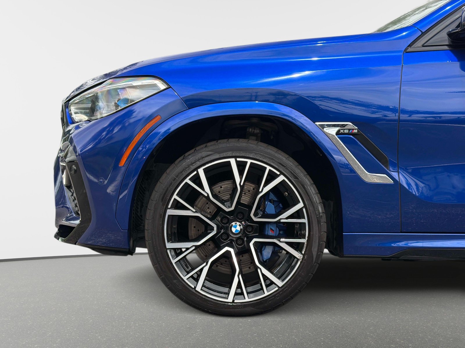 Used 2021 BMW X6 M w/ Executive Package AWD/4WD image 13