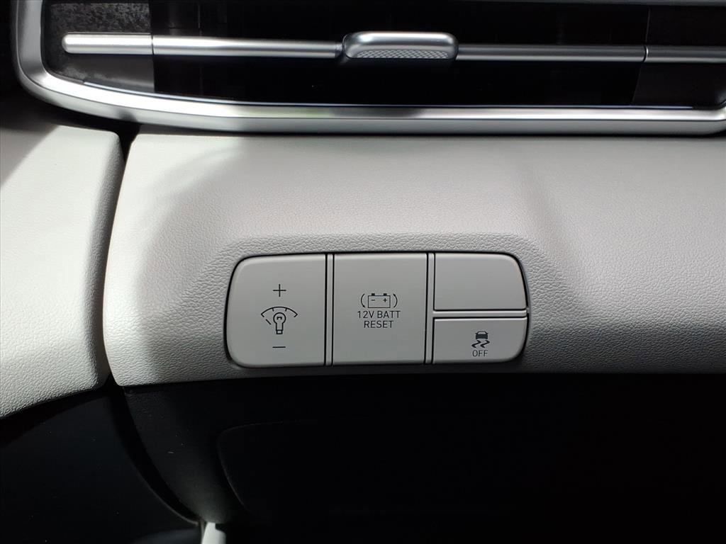 Certified 2025 Hyundai Elantra Limited image 24