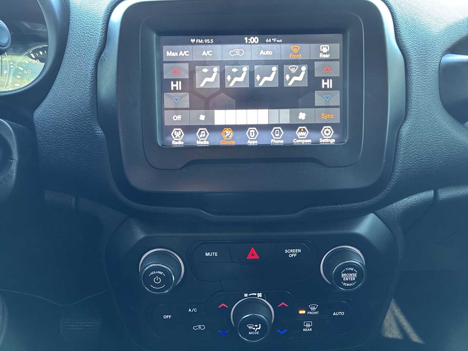 Used 2020 Jeep Renegade Sport AWD/4WD image 16